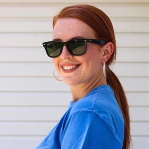 Meet your Posher, Roxanne